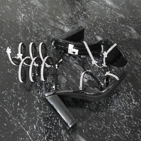 BRAND NEW WILD DIVA ELEGANT RHINESTONE STRAPPY BLOCK-HEEL SANDAL - Picture 15 of 16